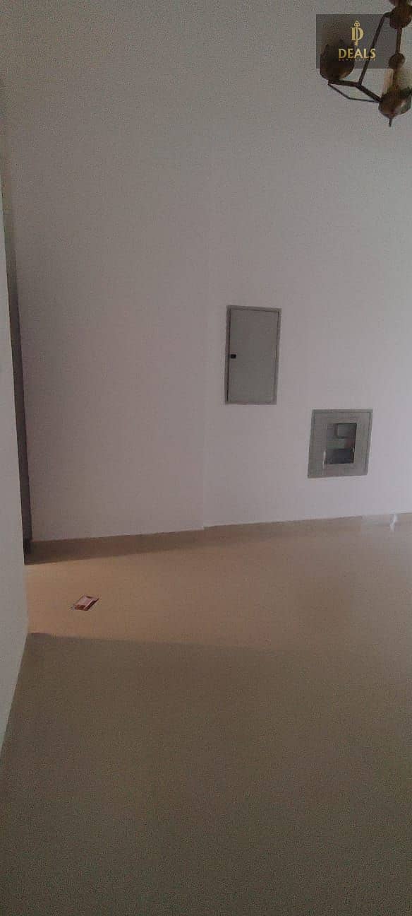 4 WhatsApp Image 2026-09-29 at 4.38. 08 PM. jpeg