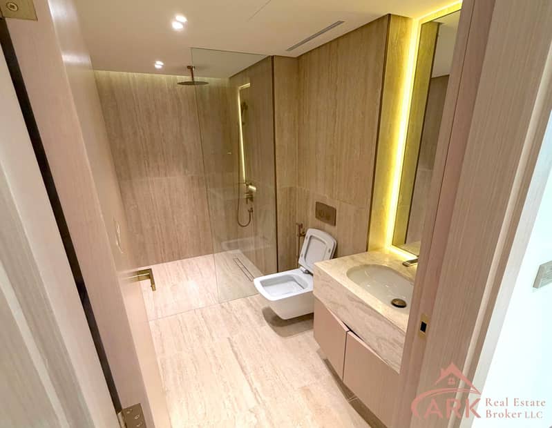 12 IMG_2957. jpg
