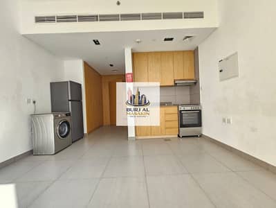 Студия в аренду в Мувайли Коммерческая, Шарджа - 2a43c7ee-84b1-4125-b68b-c4131401de36. jpg Студия в аренду в Мувайли Коммерческая, Шарджа - 2a43c7ee-84b1-4125-b68b-c4131401de36. jpg