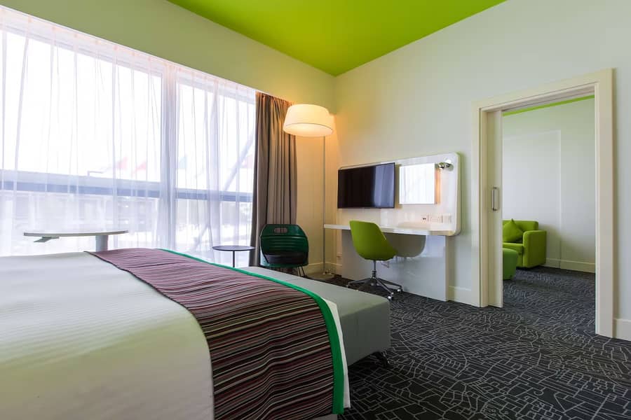 7 One Bedroom Suite. jpg