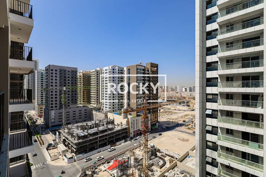 14 JVC - 007 Building - Residence-5608. jpg