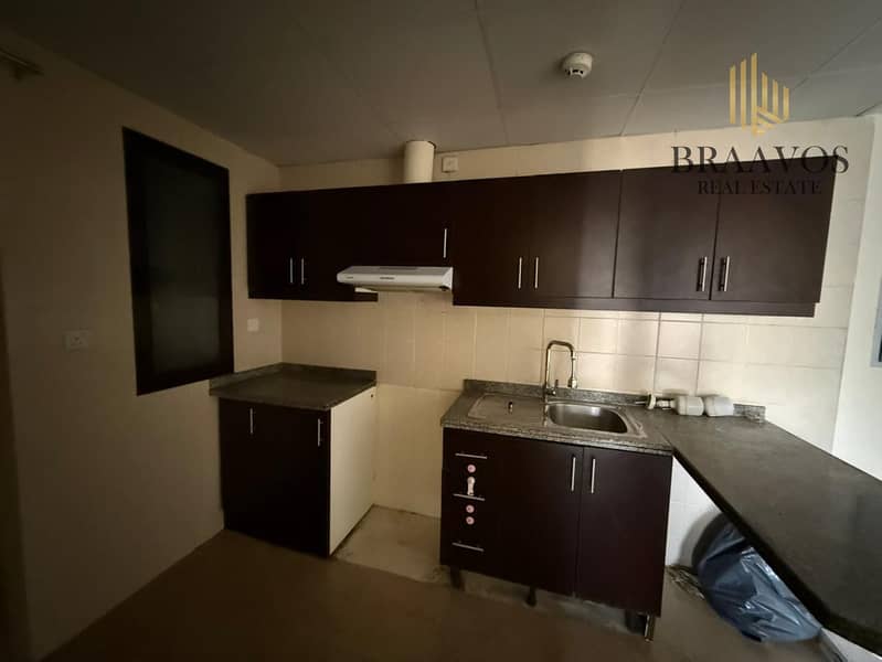 10 WhatsApp Image 2026-09-29 at 15.30. 43 (4). jpeg