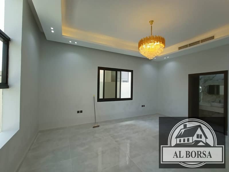 7 057afa0d-bbfb-4991-be94-b19bda329e93. jpg