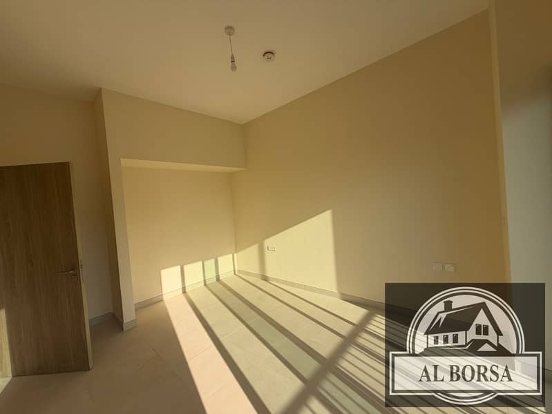 13 bed9ed0b-9815-49d0-a375-9be5b54896b7. jpg