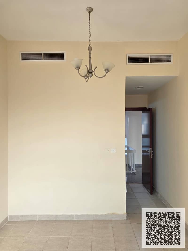 14 6cad625d-50a8-4ad8-8597-6ddf0ea110ed. JPG