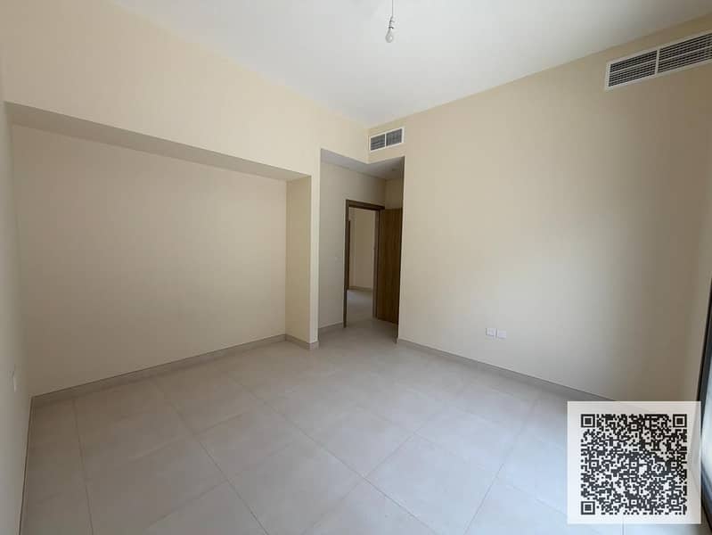 24 WhatsApp Image 2026-04-25 at 12.22. 41 PM (1). jpeg
