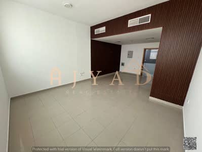 Appartement de 2 chambres à à louer à Al Jurf, Ajman - WhatsApp Image 2026-09-27 at 11.21. 05 AM. jpeg Appartement de 2 chambres à à louer à Al Jurf, Ajman - WhatsApp Image 2026-09-27 at 11.21. 05 AM. jpeg