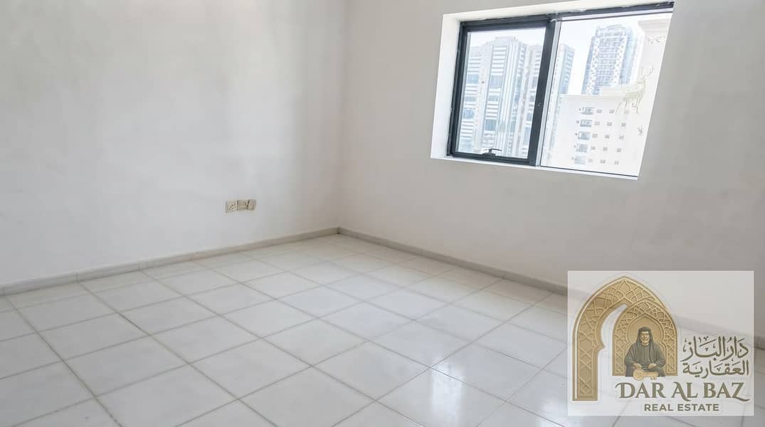 6 Enhance_real_estate_property_pho…_20260922054025. jpeg