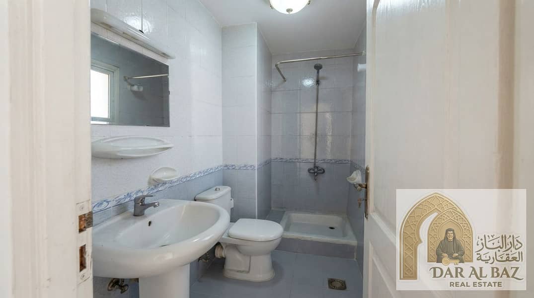 13 Real_estate_photography_enhancem…_20260921042124. jpeg