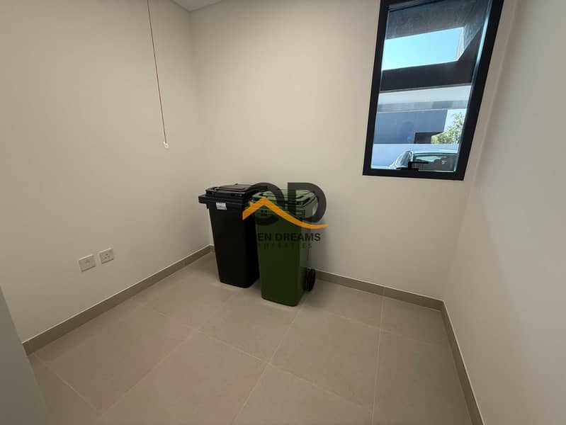 16 IMG_4945. jpg