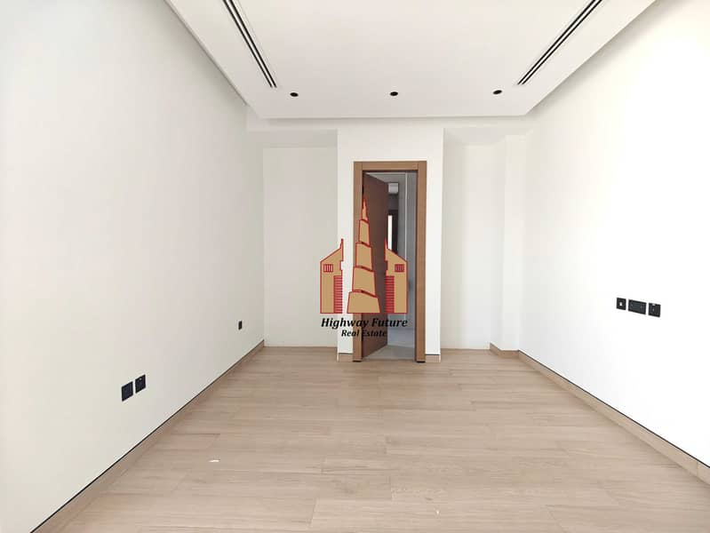 16 IMG20260929110548. jpg