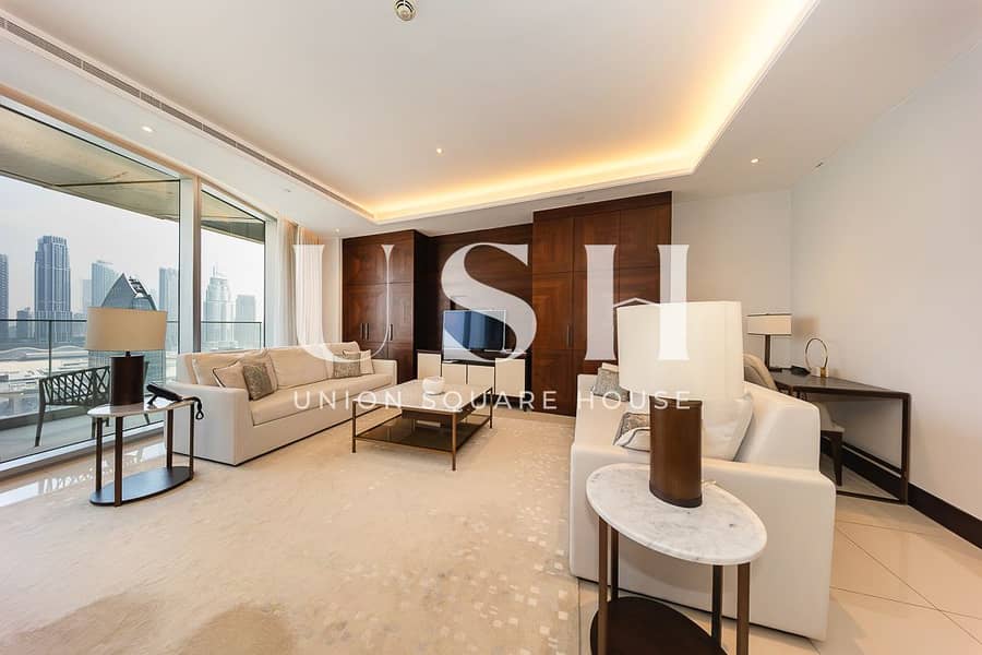 4 THE ADDRESS SKY VIEW UNIT 2402-29. jpg