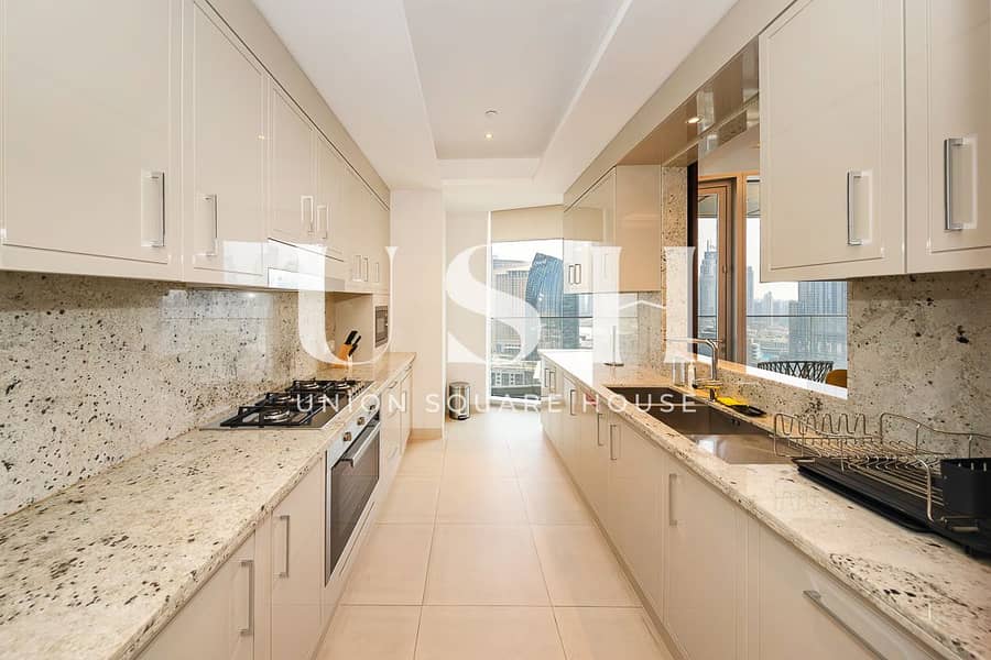 7 THE ADDRESS SKY VIEW UNIT 2402-32. jpg