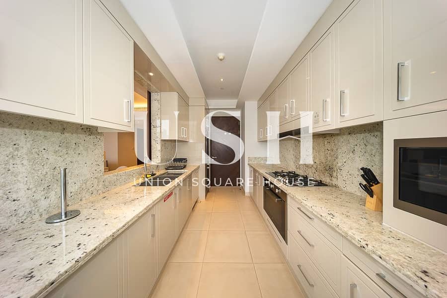 8 THE ADDRESS SKY VIEW UNIT 2402-31. jpg