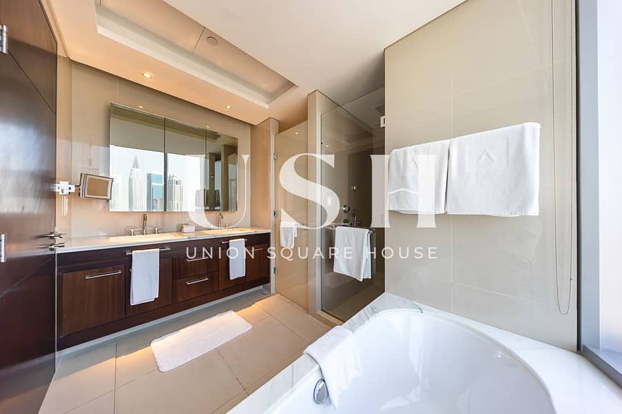 29 THE ADDRESS SKY VIEW UNIT 2402-20. jpg