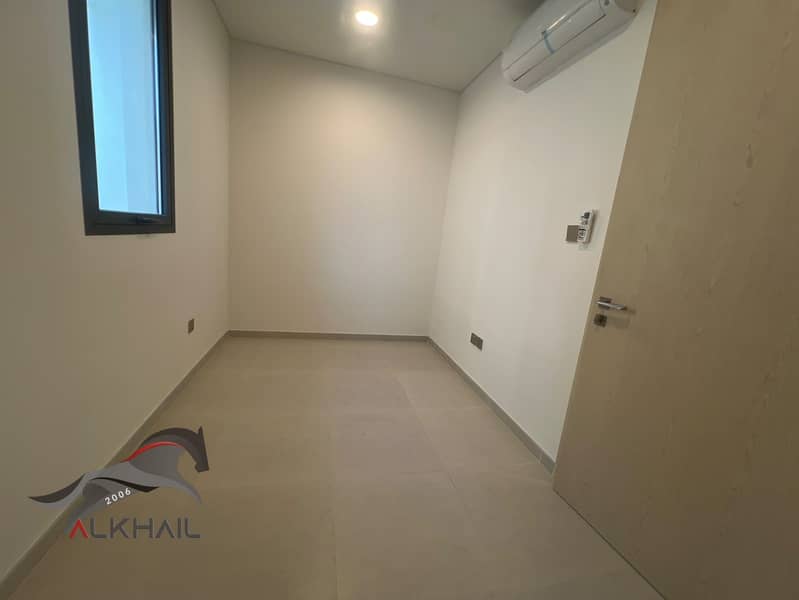 12 WhatsApp Image 2026-09-29 at 5.09. 12 PM. jpeg