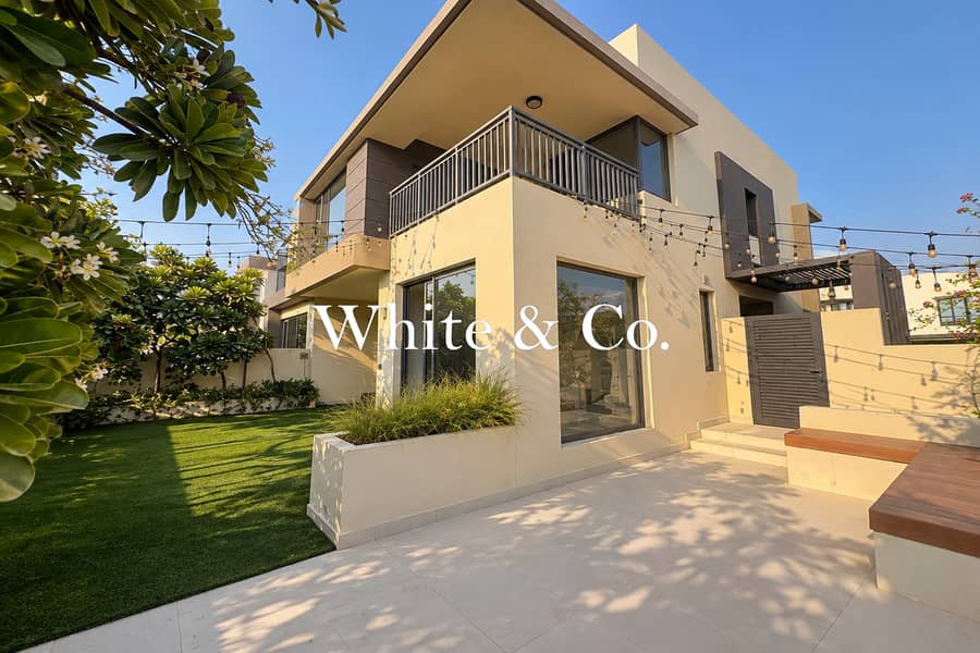 位于迪拜山庄,枫叶社区,枫叶2号公寓 5 卧室的联排别墅 299900 AED - 8133921 位于迪拜山庄,枫叶社区,枫叶2号公寓 5 卧室的联排别墅 299900 AED - 8133921