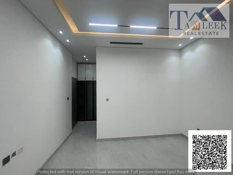 17 cd24ef07-8768-402a-9c81-306017651332. jpg