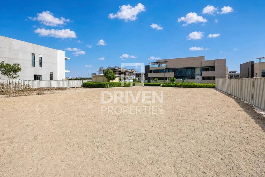 Prime Location | Great Community | Modern Apt