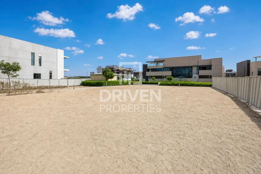 Prime Location | Great Community | Modern
