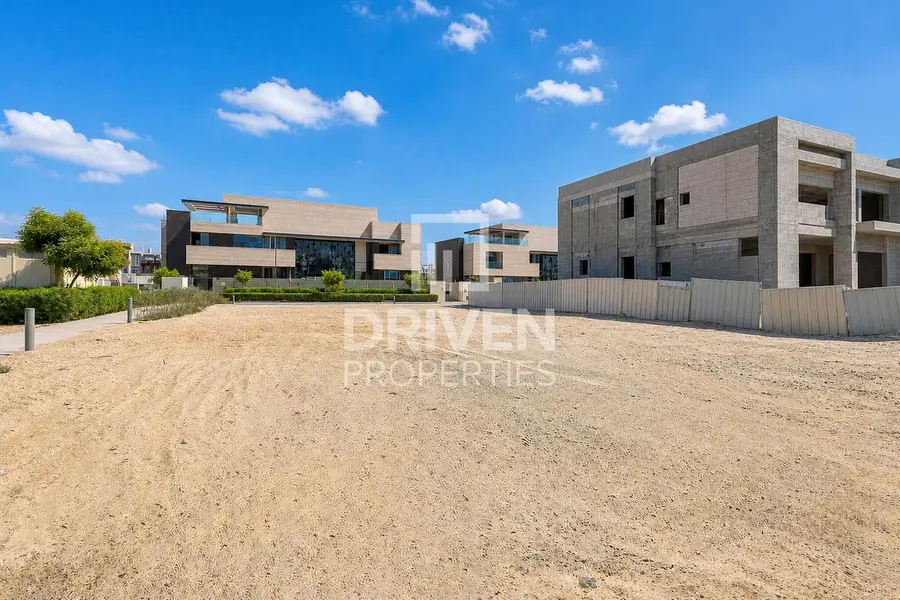 Prime Location | Great Community | Modern
