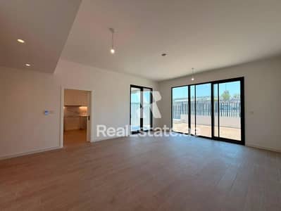4 Bedroom Villa for Rent in Jebel Ali Village, Dubai - 4BR + Maids I Private Garden I Huge Layout I Ready