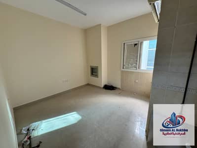 Studio zum Miete in Bu Tina, Sharjah - WhatsApp Image 2026-06-11 at 5.35. 10 PM. jpeg Studio zum Miete in Bu Tina, Sharjah - WhatsApp Image 2026-06-11 at 5.35. 10 PM. jpeg