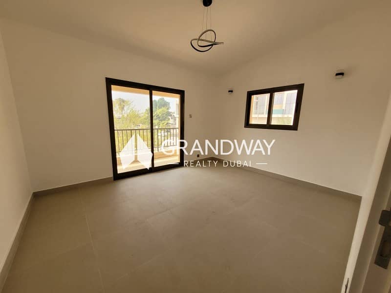 17 Spacious Villa I Private Garden I Prime Location — photo 17