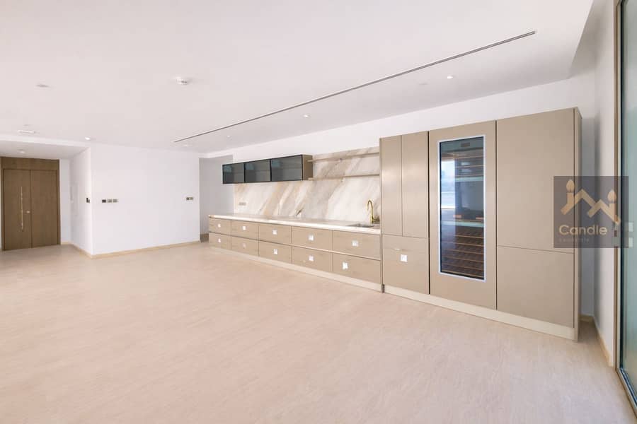 8 kitchen 1. jpg