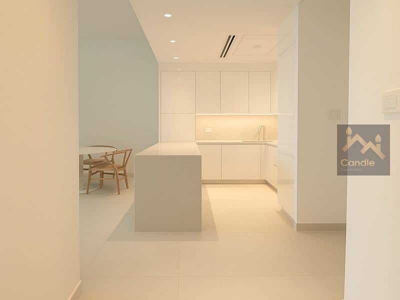 8 kitchen entrance. jpg