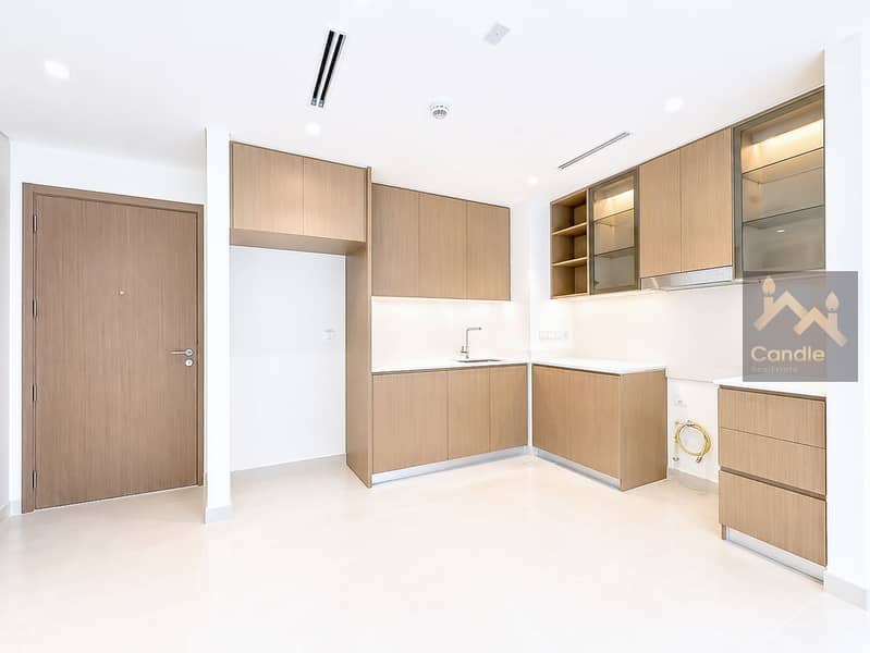 8 kitchen. jpg