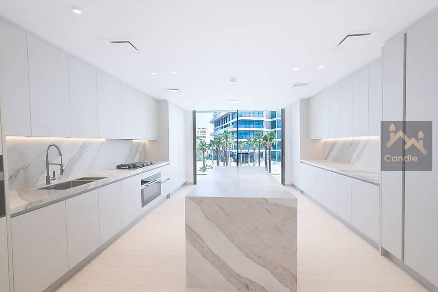 3 kitchen. jpg