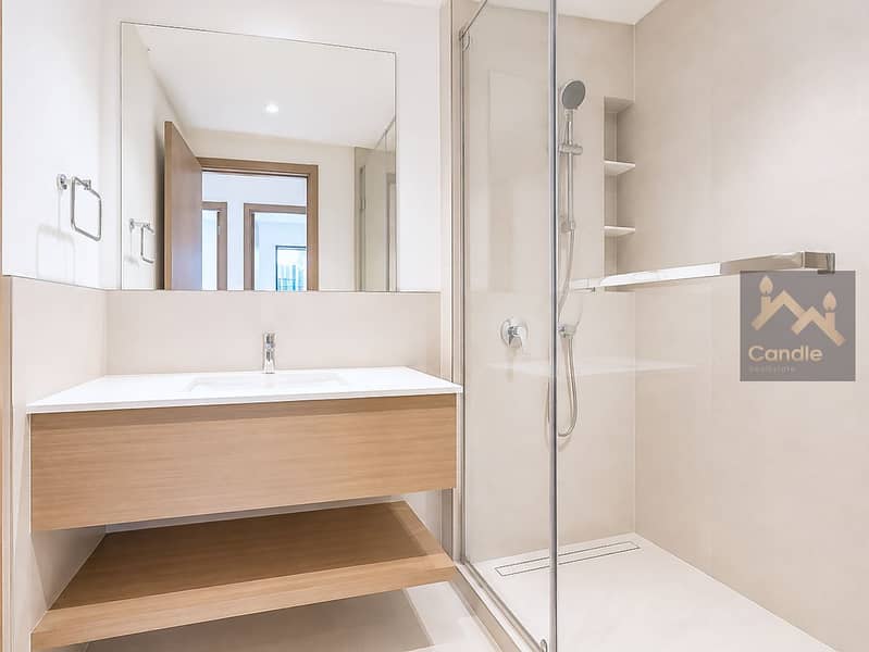 11 bathroom. jpg