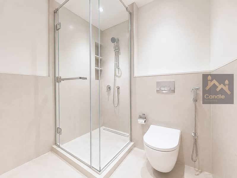 12 master bathroom 1. jpg