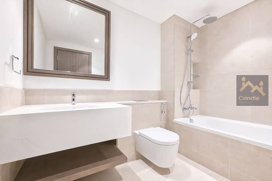 18 bathroom. jpg