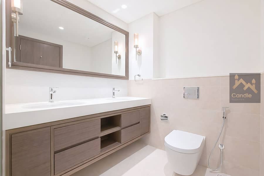 21 master bathroom 1. jpg
