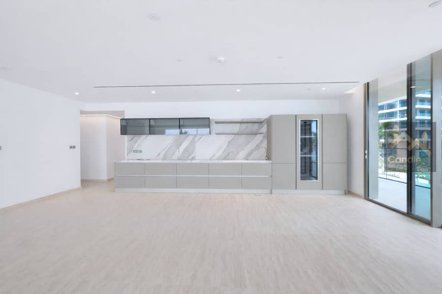 5 living kitchen. jpg