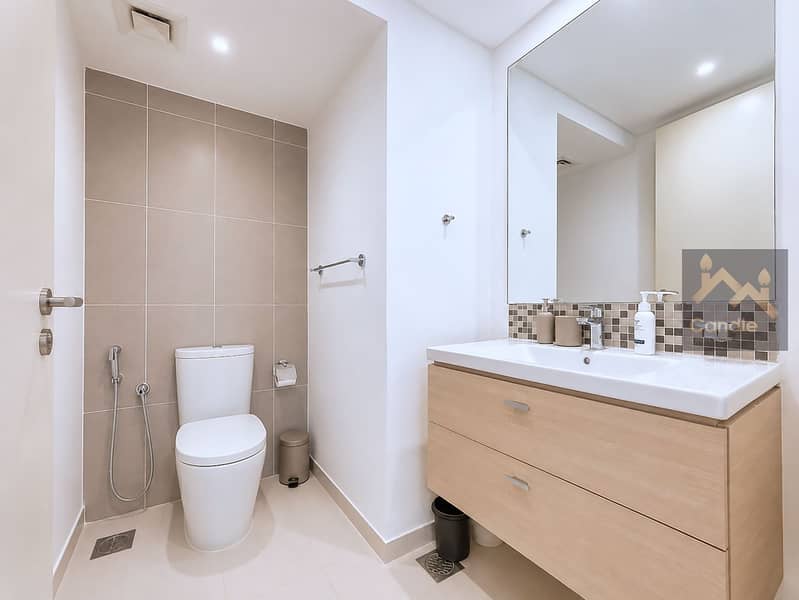 18 guest bathroom. jpg