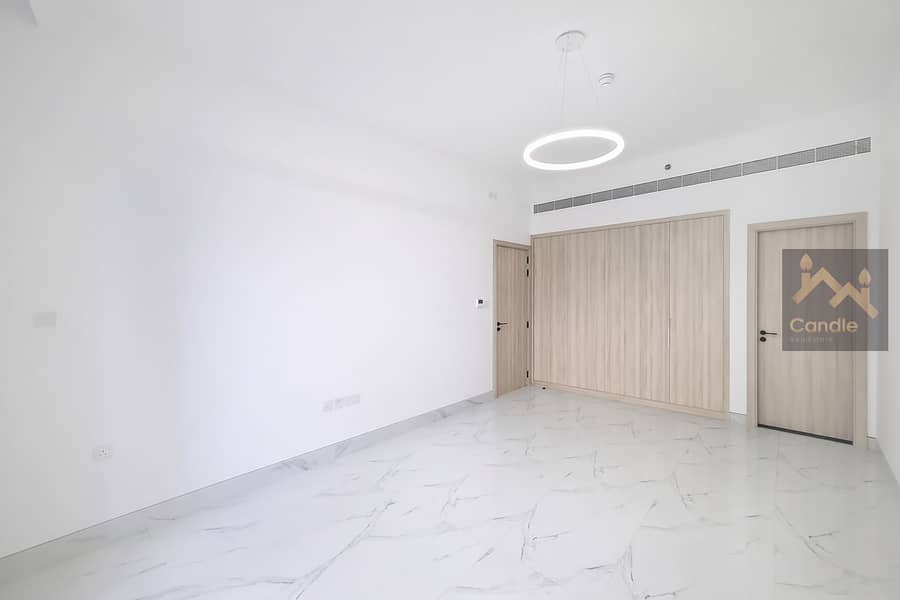 6 room1. jpg