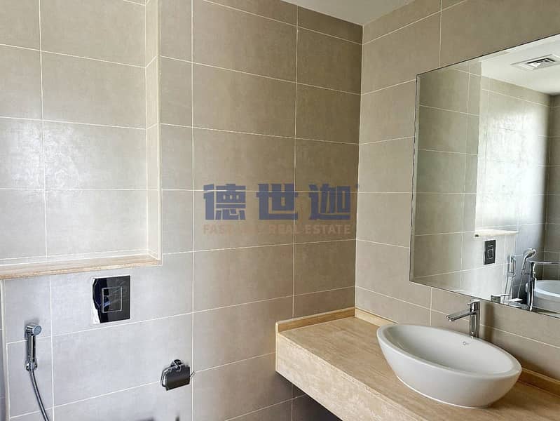 7 WhatsApp Image 2025-11-24 at 10.53. 23_87e7c6e4. jpg