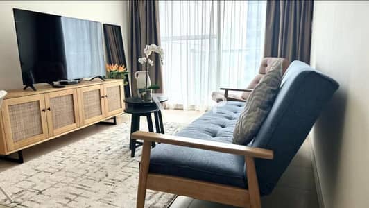 1 Bedroom Apartment for Rent in Business Bay, Dubai - High Floor | Fully Furnished | Canal View