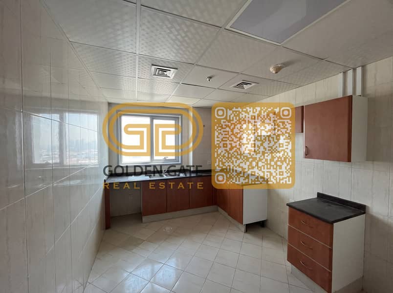 5 05-kitchen. jpg