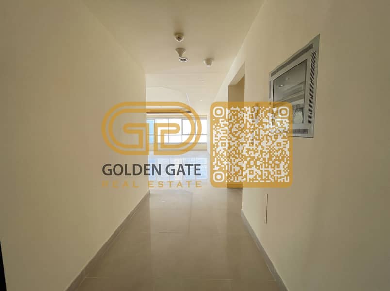 10 10-entrance-hall. jpg