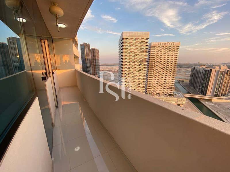 2 4b616164-6453-427a-8596-6fecafc5e2bd. jpg