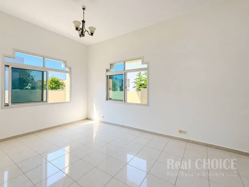 Villa en Mirdif, 2 dormitorios, 130000 AED - 16689639 Villa en Mirdif, 2 dormitorios, 130000 AED - 16689639