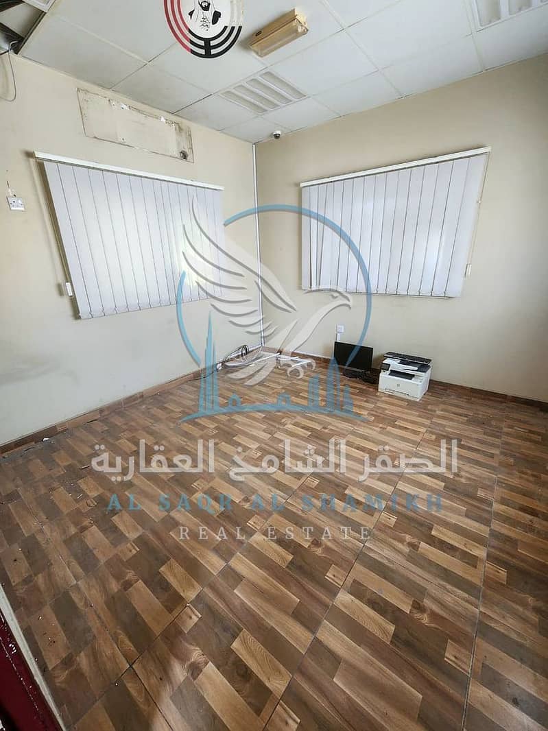 11 حوطه-للا-يجار-الصناعيه-12-الشارقه-صورة-العقار-aq-0001-10. jpg