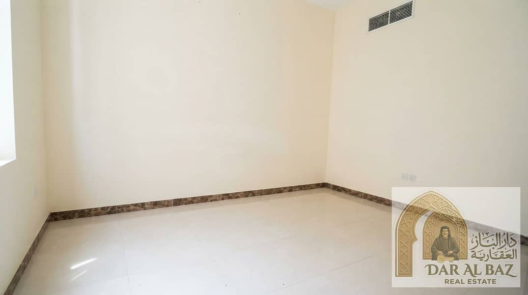 6 Real_estate_photo_enhancement_in…_20260919094619. jpeg