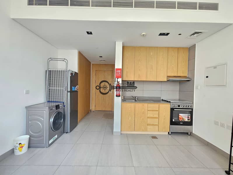 3 1000506221. jpg