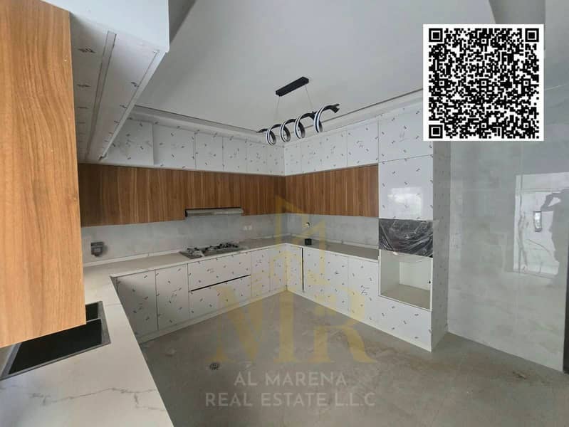 15 31766e8e-a157-4cda-b6ae-f4ddda447bcb. jpg