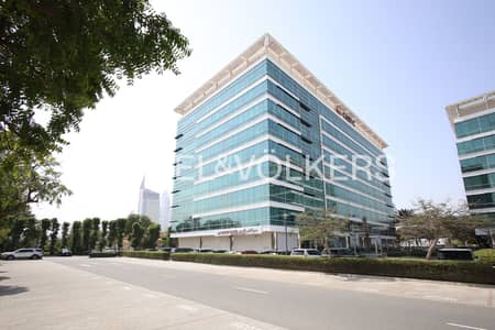 Office zum Miete in Sheikh Zayed Road, Dubai - Büro in Sheikh Zayed Road，Emaar Business Park，Emaar Business Park Building 1, 252000 AED - 16691050
